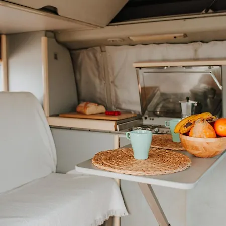 Furgoneta Van Camper Vw Salitrevantrip Lantställe